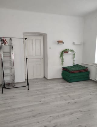 Продаж 2-кімнатної квартири на вул. Зерова, Залізничний район, Львів