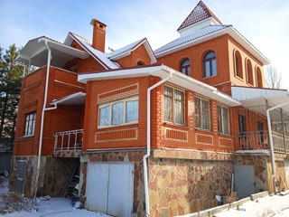 Супер дом в еко.месте село Веселое(Липці) 320м2 в 3 этажа со своим выходом на Муромське водосховище!!!