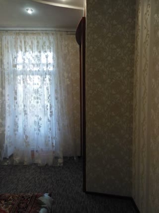 Продам 3-х комнатную квартиру , метро Защитников Украины, сталинка