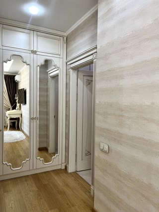 Продаж 3-кімнатної квартири в ЖК «Печерські Вежі» між метро Олімпійська та Палац Україна!