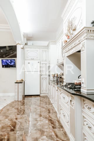 Продам квартиру класса люкс в районі ЮЖД