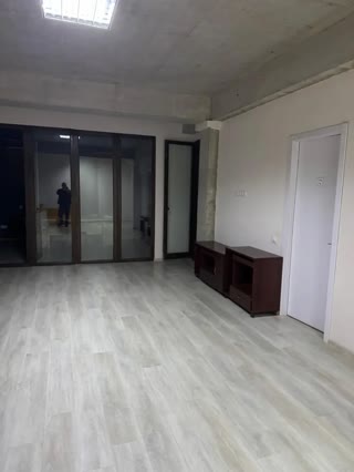 ქირავდება საოფისე ფართი ბაგებში