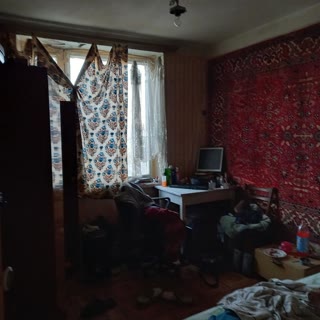 Продам 2- кімн. квартиру поруч з м. Спортивна та м. Метробудівників