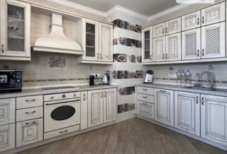 Продаж 3-кімнатної квартири біля метро Лівобережна