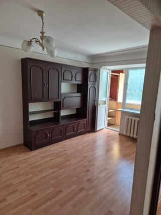 Продаж 1к квартири, терміново! вул. Марка Безручка, метро Нивки