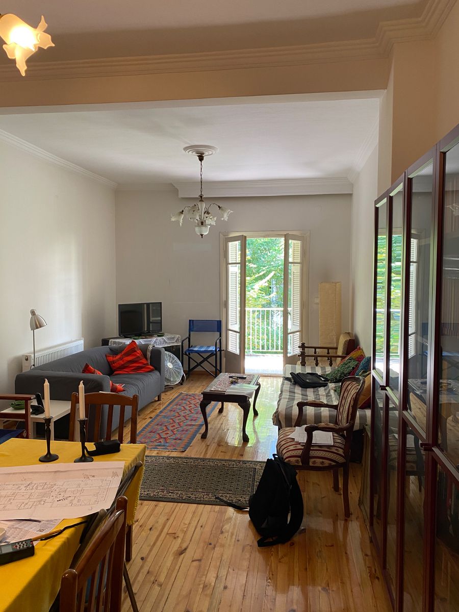 100 m² Apartment