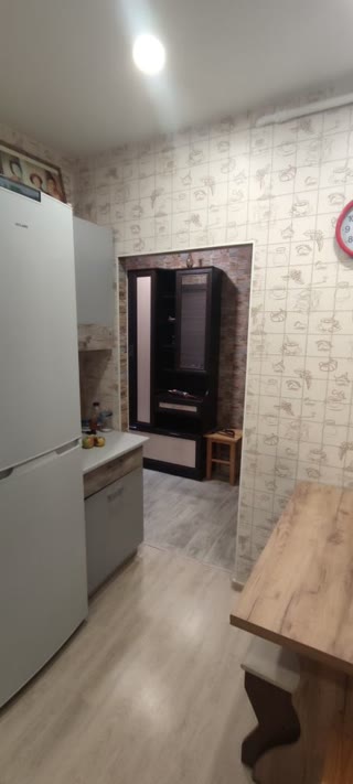 Sale of a 3-room apartment, Cosmonauts Square, Solomyansky District