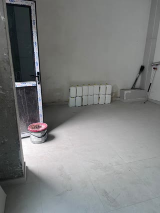 For Sale: High-Ceiling Commercial Space on Fridon Khalvashi Avenue – White Frame Condition