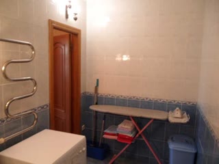 Продається 2 кім. квартира 64 м2 Дарницький р-н