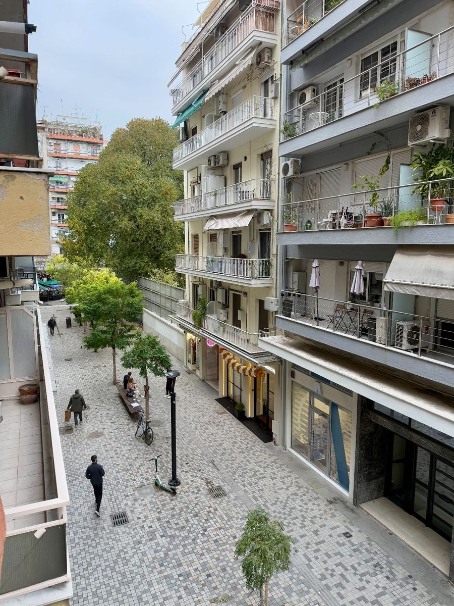 Квартира 90 м²