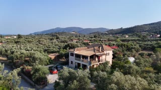 210 m² Detached House