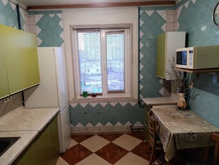 For Sale 3-Room Apartment, Desnyansky District