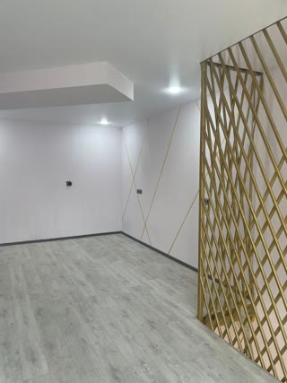 ვიტრაჟული კომერციული ფართი ჩაიკოვსკის ქუჩაზე — საკუთარი პარკინგით