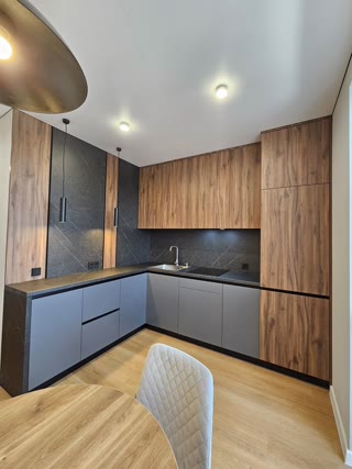 Продам 2к квартиру з ремонтом ЖК Миру-2, ХТЗ