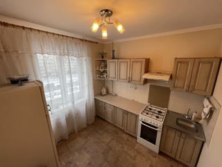 Продаж 2к квартири 55м2 Тростянецька