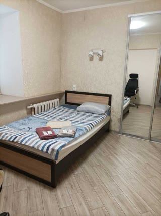 Продам 3х кімнатну квартиру Центр