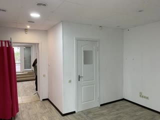 красна лінія, 15 кв