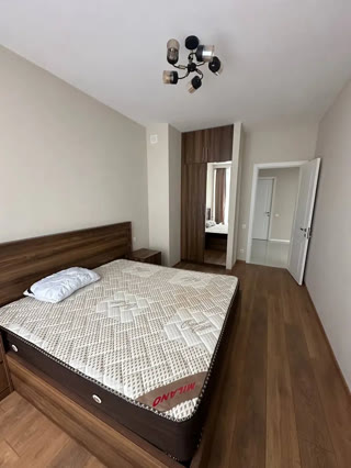 ქირავდება 3 ოთახიანი ბინა საბურთალოზე