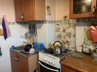 Продам 4х кімнатну квартиру