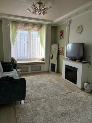 Продаж 1-кімнатна квартира біля метро Чернігівська