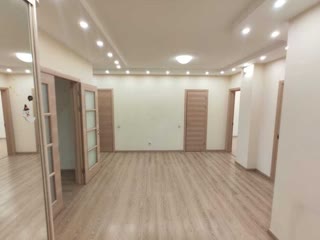 Продаж квартири під офіс. Раїси Окіпної
