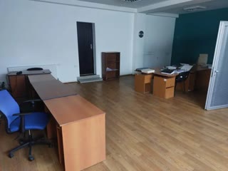 ქირავდება საოფისე კომერციული ფართი ჩუღურეთში
