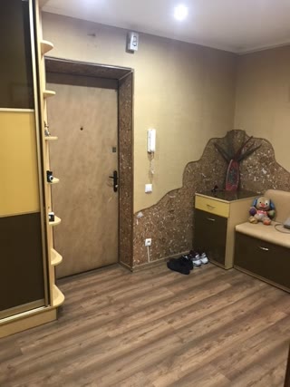 Продаж квартири 3к метро Академмістечко біля метро