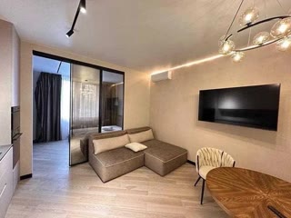 Продаж 1-кімнатної квартири в ЖК Delmar на Печерську, Центр Київа