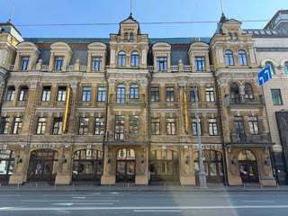 Оренда фасадного приміщення 436м2. Арена Сіті