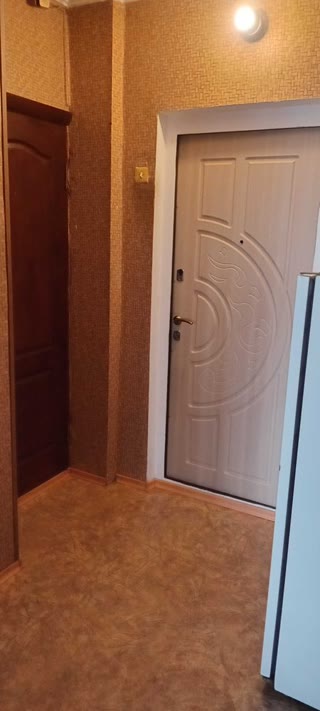 Продам 1-комнт квартиру Рогань