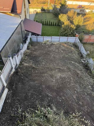 Продаж котеджу в Солонці з можливістю поділу на дві частини
