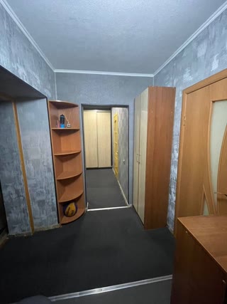 Продам 2- кімнатну квартиру на Липовій Рощі (Баварія) Свій закритий двір