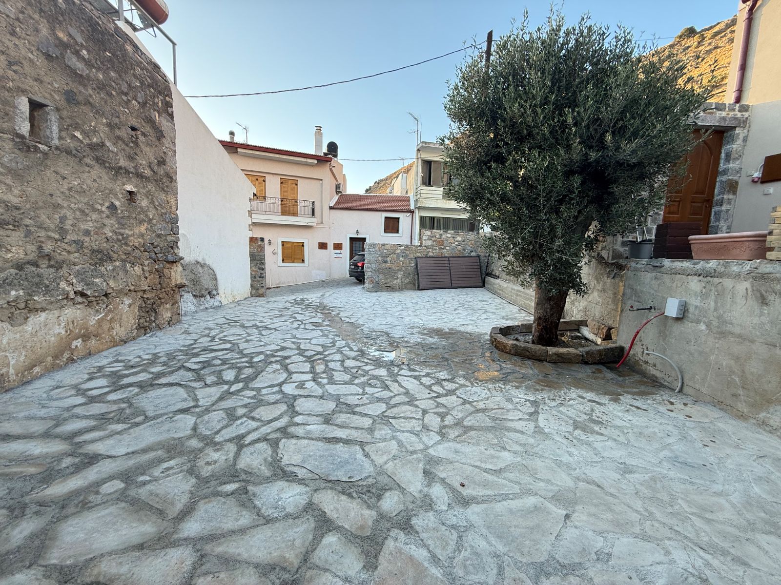 Διαμερίσματα Συγκρότημα, 250τ.μ.