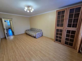 Продаж 2-кімнатної квартири Центр Київа біля метро Звіринецька та Либідська