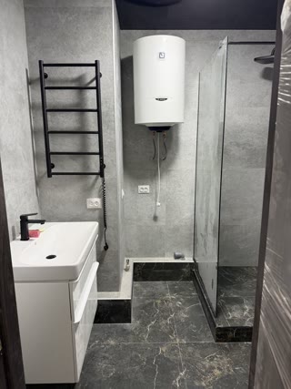 Продам 2-х кімнатну квартиру Холодна Гора
