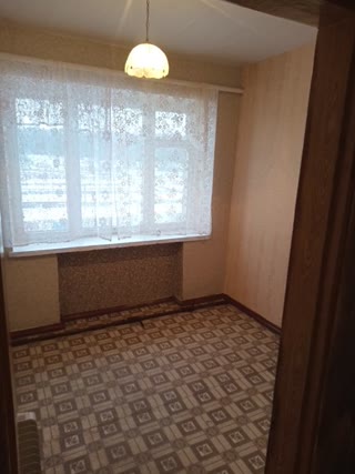 Продам двокімнатну квартиру