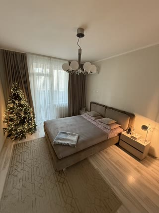 Продаж 1-кімнатної квартири Центр Київа біля Пейзажної алеї та метро Золоті Ворота