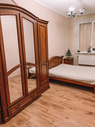 Продам квартиру 80 кв м жк Журавлевський