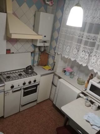 For Sale 3-Room Apartment in p