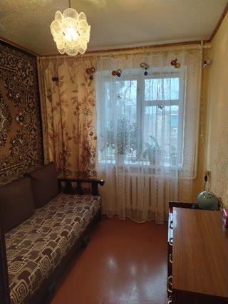 Продам 3 кімнатну квартиру в Змієві