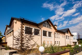 Sale of a large commercial complex for business 🏢