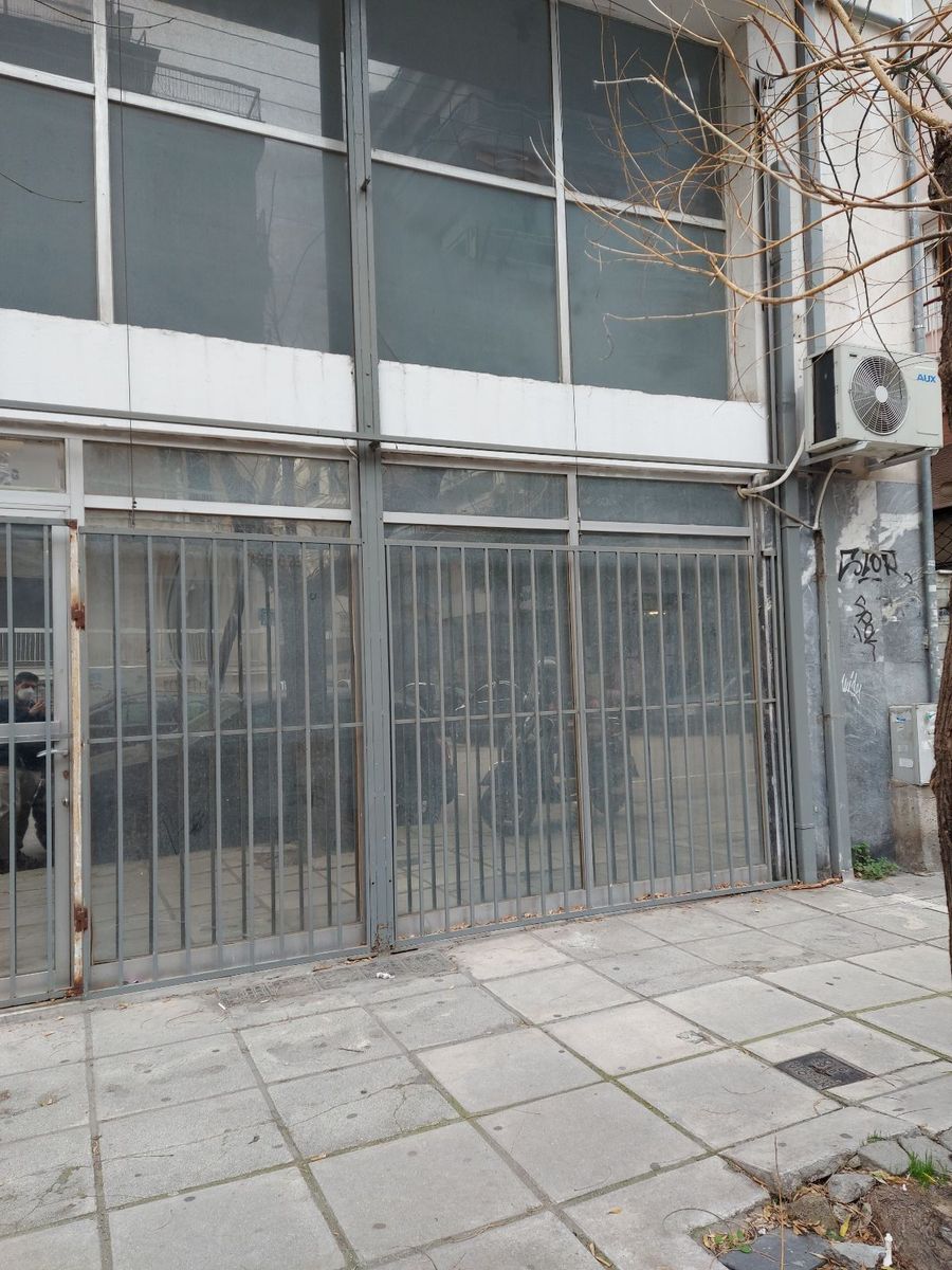 106 m² Store