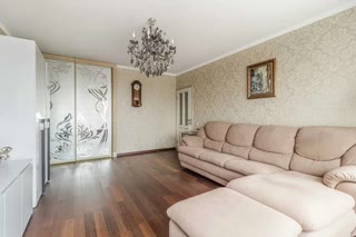 Продається 2к квартира проспект Науки