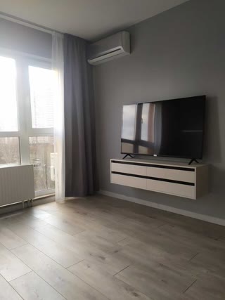 Продам 3-х кімнатну квартиру в новому ЖК Калнишевського