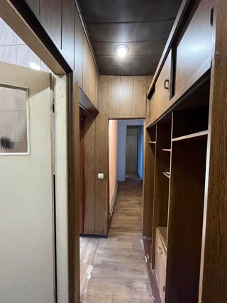 Продається 2к квартира у Солом’янському районі, Караваєві Дачі