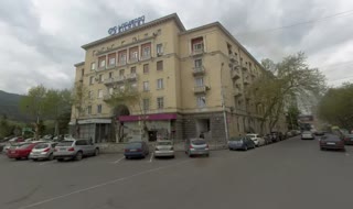 Flat for sale in central vake.