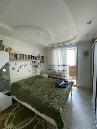For Sale 3-Room Apartment in Levada