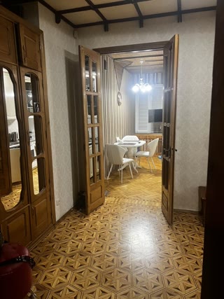 Продам 4к квартиру Центр, метро Архитектора Бекетова