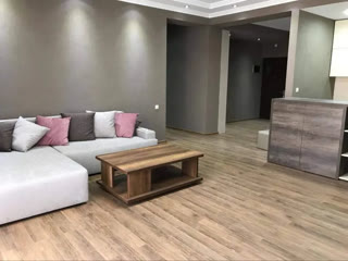 ქირავდება 4 ოთახიანი ბინა საბურთალოზე