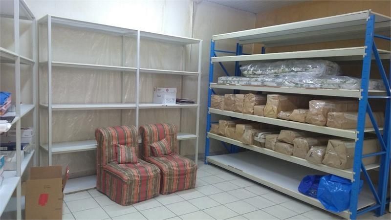 110 m² Store